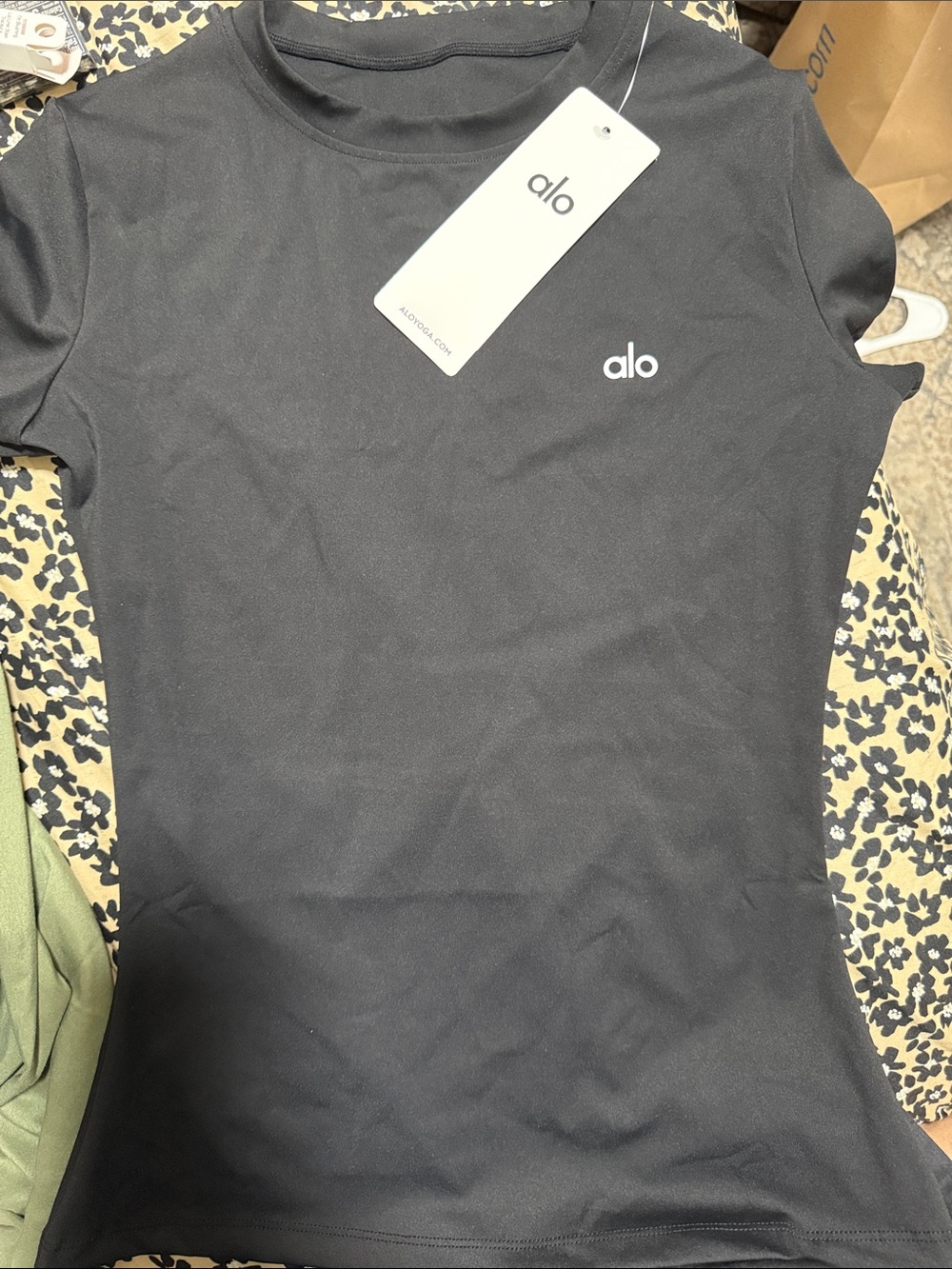 Alo women’s Black Shirt